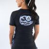 Midnight Wave Short-Sleeve Rashguard (Women) Photo 1